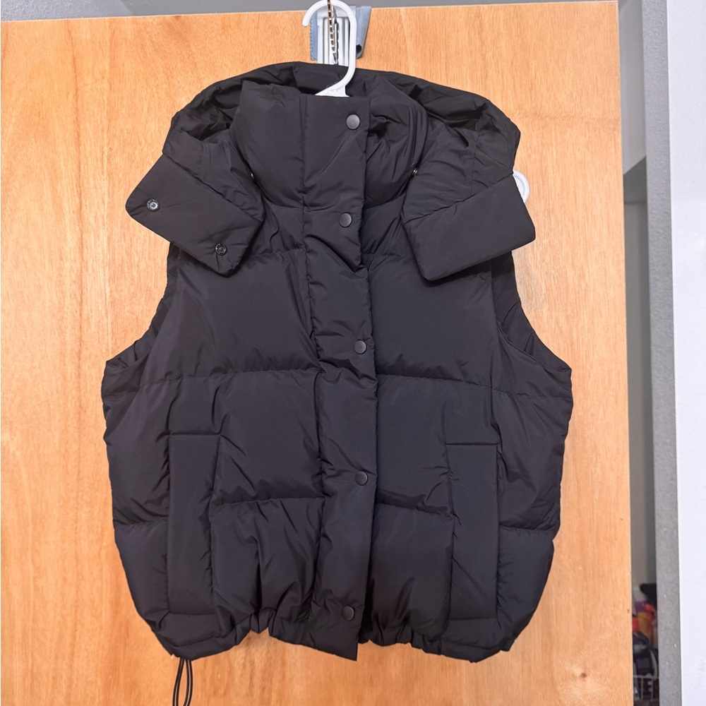 Lululemon Athletica Black Puffer Vest